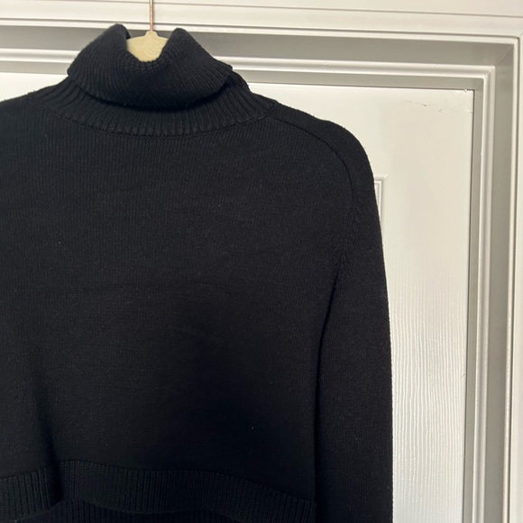 Zara cropped turtleneck sweater - Picture 2 of 4